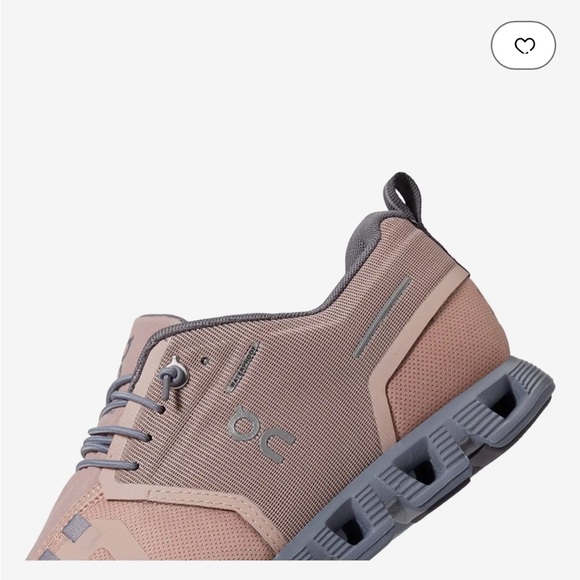 NWT On Cloud 5 Waterproof size 9 - Picture 4 of 10